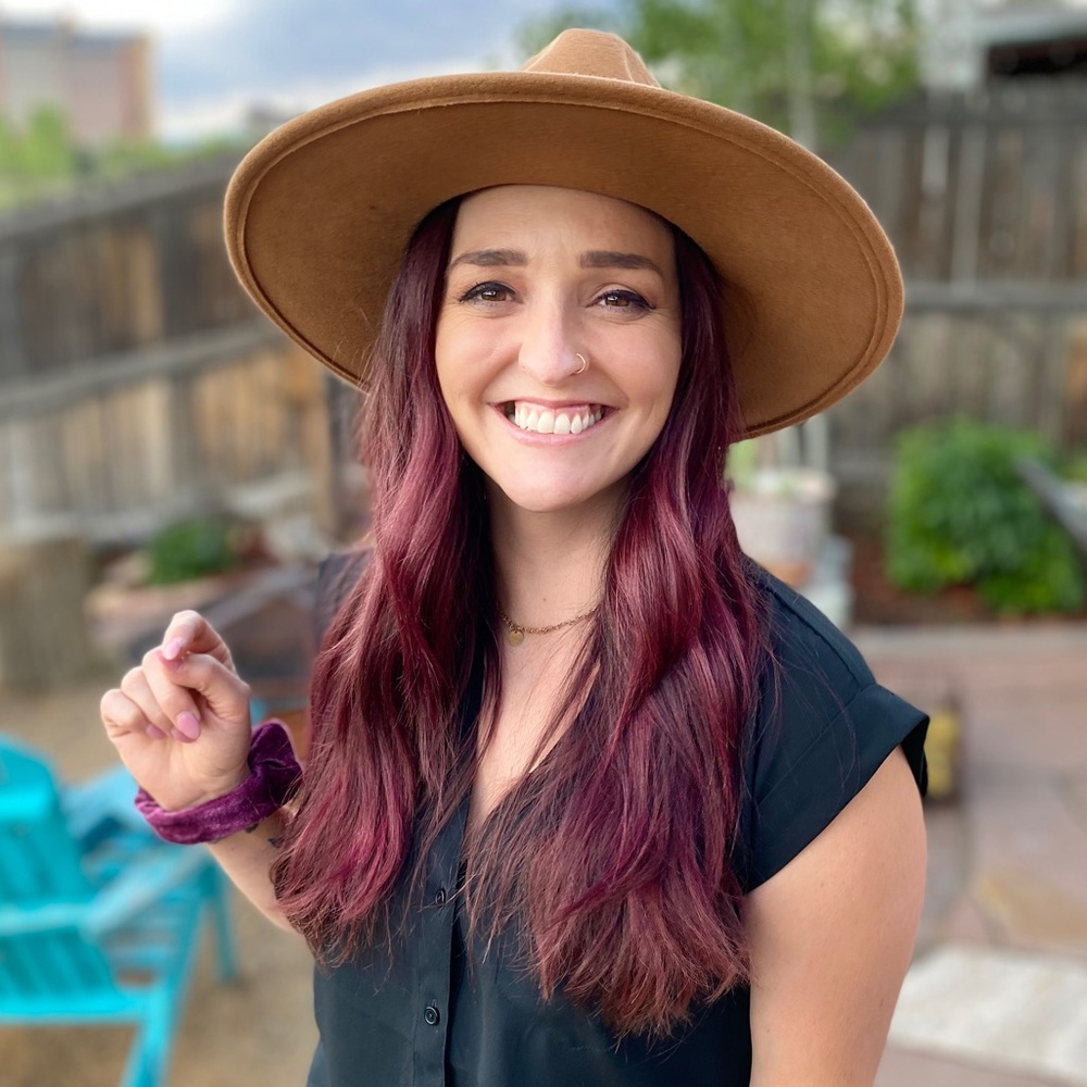 Meet your Posher, Kelli